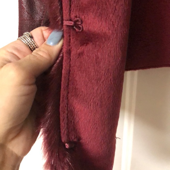 Vest - Picture 5 of 8